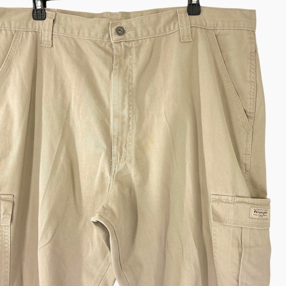 Wrangler Cargo Pants Men's Size 40x30‎ Khaki Workwear 100% Cotton Tan - Picture 2 of 8